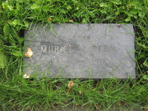 Muriel Pfeil's grave